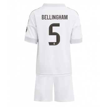 Billige Fotballdrakt Real Madrid Jude Bellingham #5 Replika Hjemmedraktsett Barn 2025-26 Kortermet (med bukser)